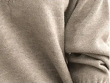 Elise de Paris | Pull uni à col V – tricot fashion ample