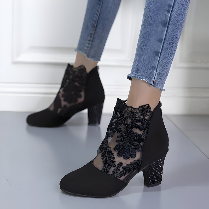 Lynora | Talons Orthopédiques