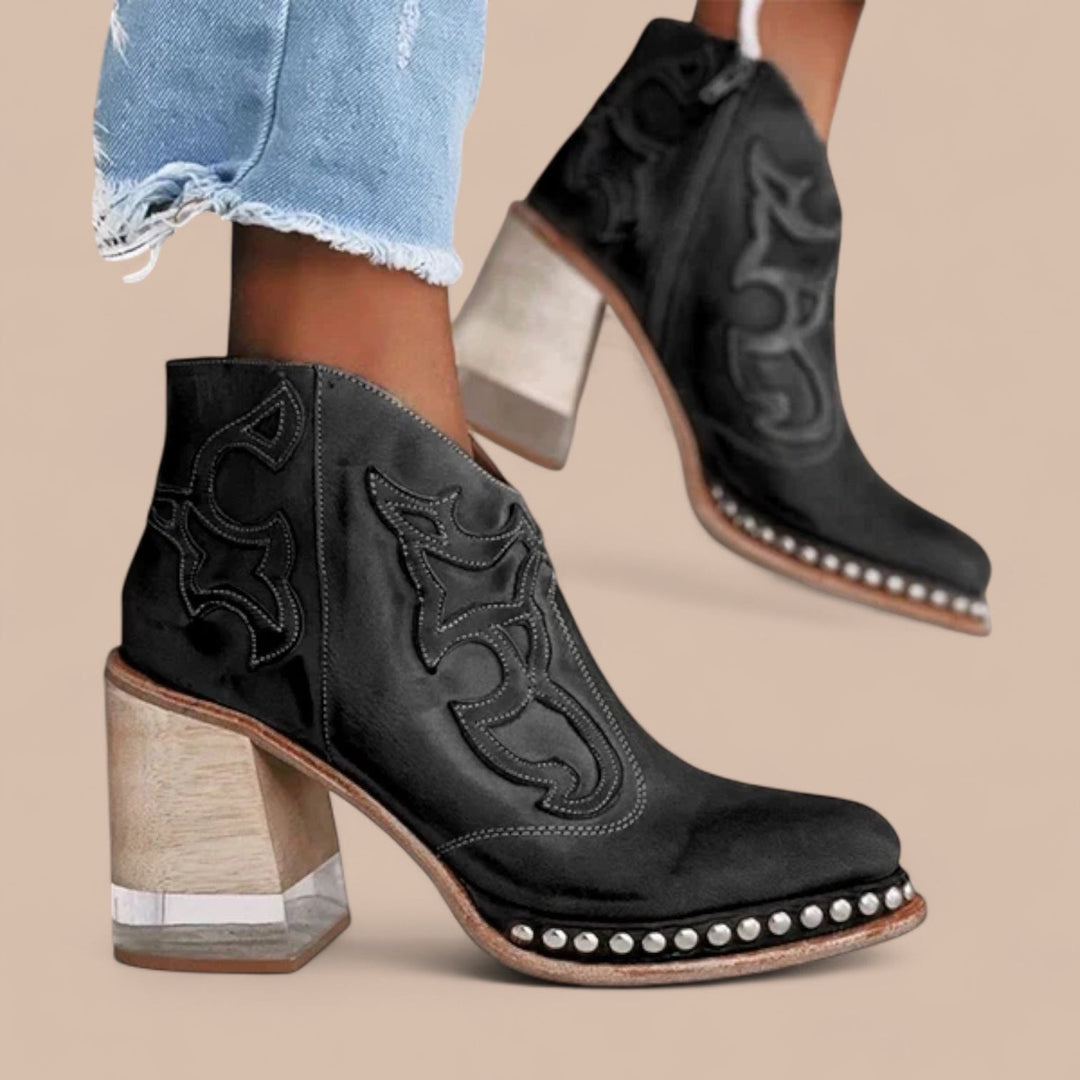 Elise de Paris| Bottes en Cuir Brodées