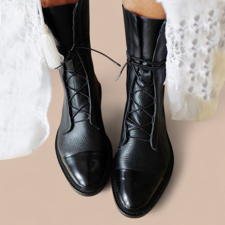 Elise de Paris | Bottes à Talons au Look Vintage