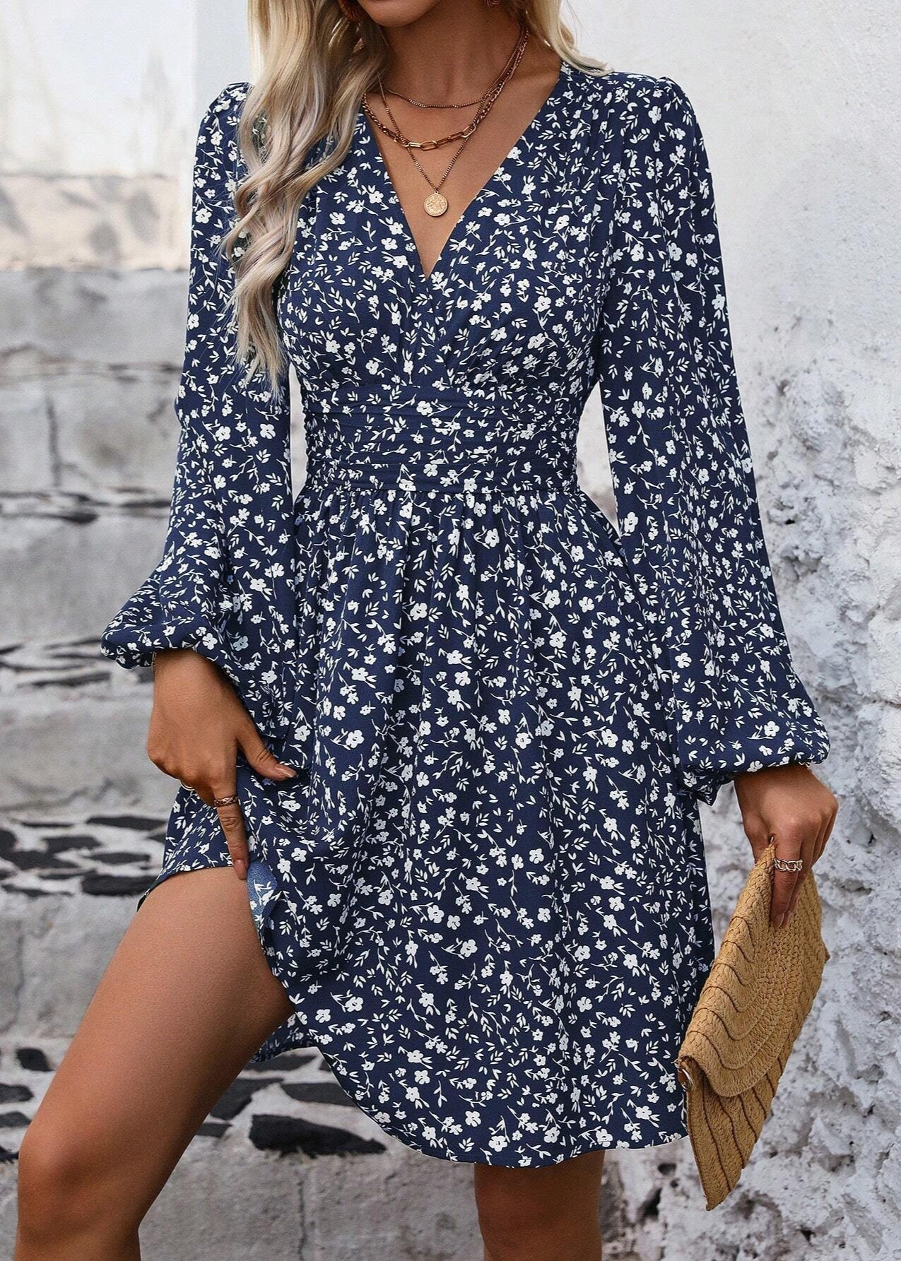 Elise de Paris| Robe Courte Élégante à Plis